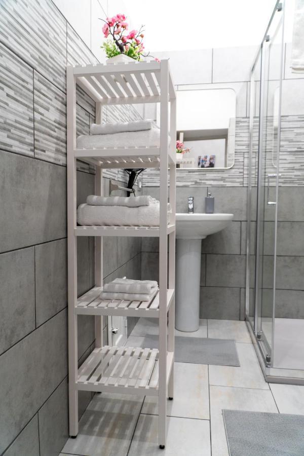 カターニア Casa Vacanze La Dolce Casaヴィラ エクステリア 写真